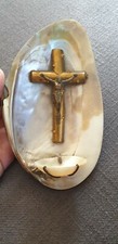 BENITIER ANTIQUE IN AN OLD SHELL LATE 19th S DIM 18.5CM CRUCIFIX 