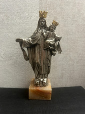 Ancienne statue de la vierge