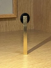 Ancien briquet à gaz doré d'occasion feu non confirmé sans gaz