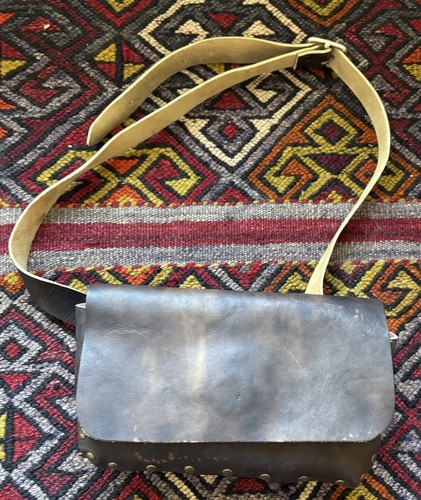 Cydwoq leather brown belt bag - leather,