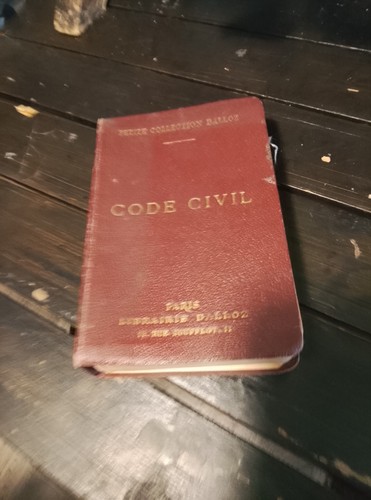 Librairie dalloz code civil - librairie,