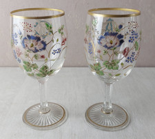 Ancien verre à pied, décor