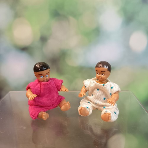Lundby family people toddler - family,