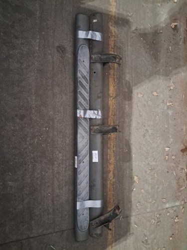 Marche pieds nissan navara - nissan,