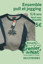 Ensemble jogging pull neuf 5/6ans