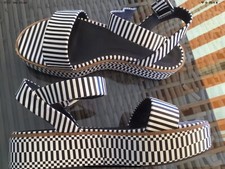 ZARA: SUPERBES SANDALES