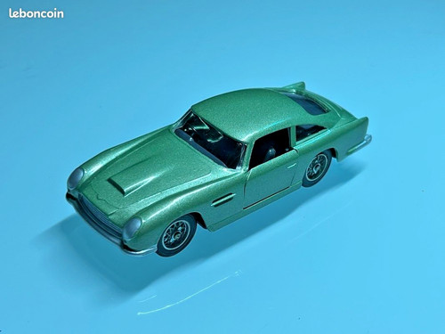 Aston martin db5 solido - aston,