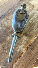 Burette à huile vintage en métal et laiton bel objet d'atelier ancien