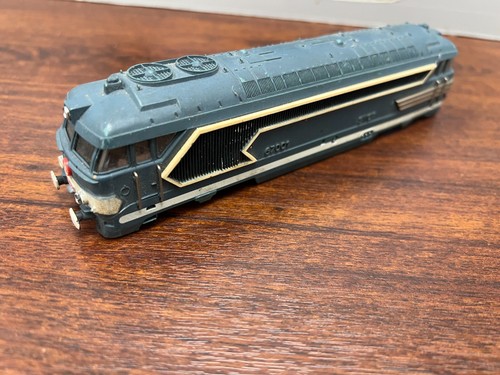 Caisse locomotive 67001 - caisse,