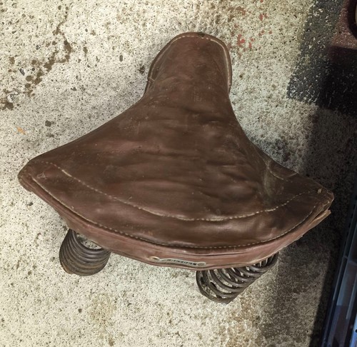 Selle ressort avec - selle, a
