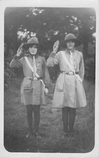 Old postcard SCOUTING / SCOUTS / WOMEN SCOUT / PHOTO CARD 1900 / SCOUTING OUTFIT