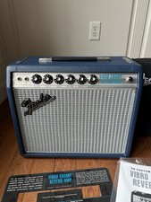 Fender Vibro Champ ‘68 Custom Limited - Navy Blue