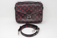 LOUIS VUITTON POCHETTE METIS MONOGRAM (LP9021302)