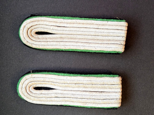 Authentiques pattes epaule - pattes, d'epaule