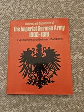 Livre: Casques à pointe