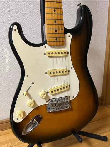Guitare électrique gaucher