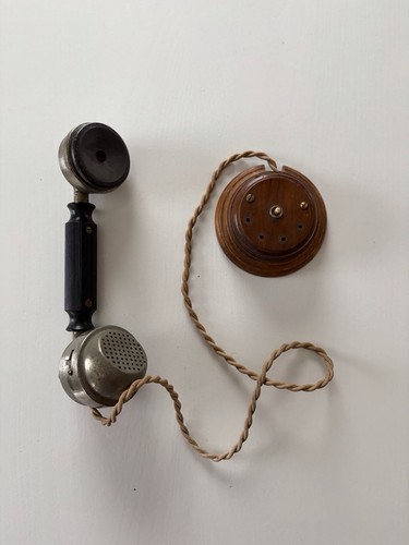 Téléphone anciens - anciens, de