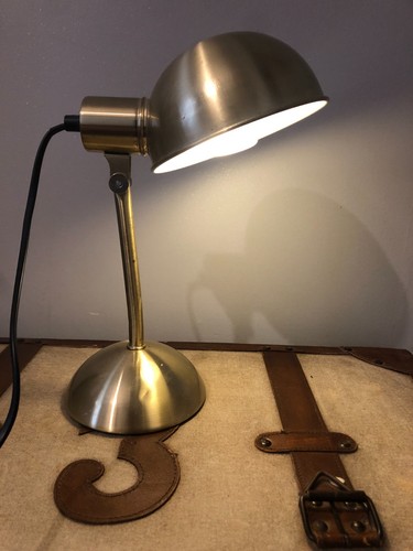 Lampe dorée métal style