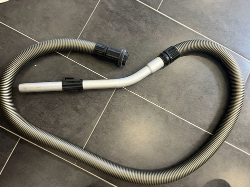Tuyau flexible aspirateur