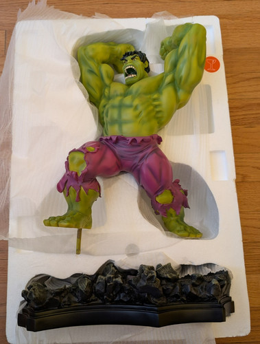 New bowen statue hulk - hulk, green