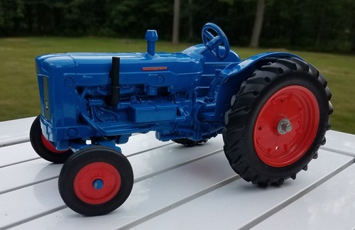 Vintage 1988 ertl fordson - 1988,