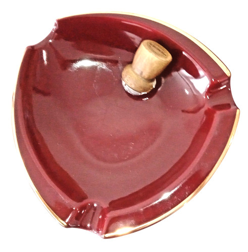 Cendrier pubicitaire bouchon - cendrier,