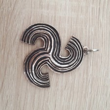 TOULHOAT  Triskel  CELTIQUE