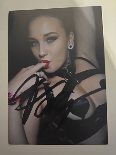 Furby bad girl autographe - bad,