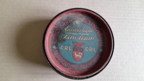 Vintage boîte encaustique