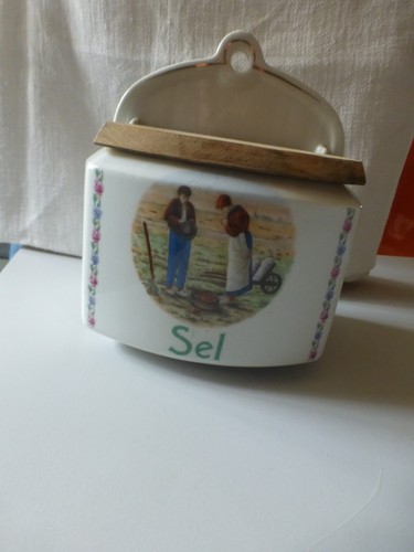 Ancienne boite sel les - ancienne,