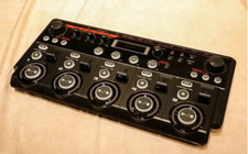 Pédale multi-effets BOSS