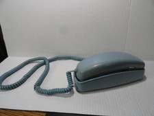 VINTAGE AT&T TELEPHONE BABY BLUE PUSH BUTTON PRINCESS PHONE - WORKING TESTED