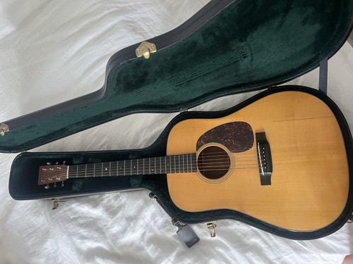 Martin acoustic guitar - d,
