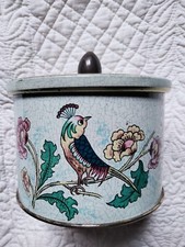 ANCIENNE BOITE PUBLICITAIRE EN