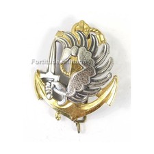 Insigne militaire de béret