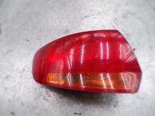 Feu arriere principal gauche