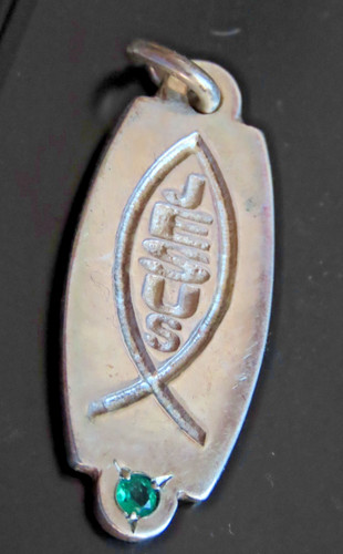 Pendentif jésus émeraude - pendentif, jÉsus.