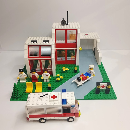 Lego 6380 emergency treatment - 6380,
