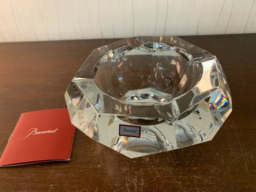 Cendrier cristal de - cendrier, en
