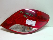 Feu arriere principal droit