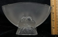 4.5"x5.5" Vtg Verlys Frosted Glass Vase w/Lovebirds Signed