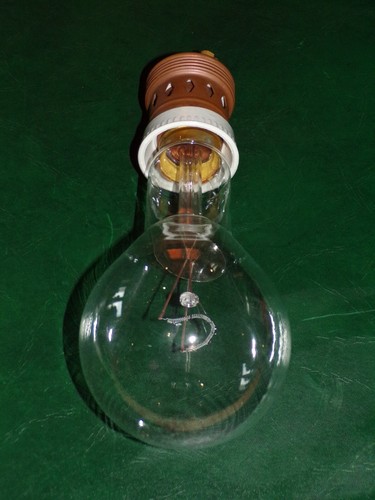 Ancienne grosse ampoule - ancienne,