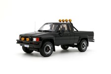 Toyota Hilux SR5 Glossy Black