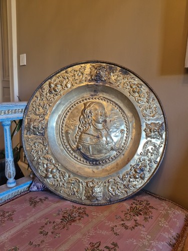 Grand plat rond laiton - plat, en