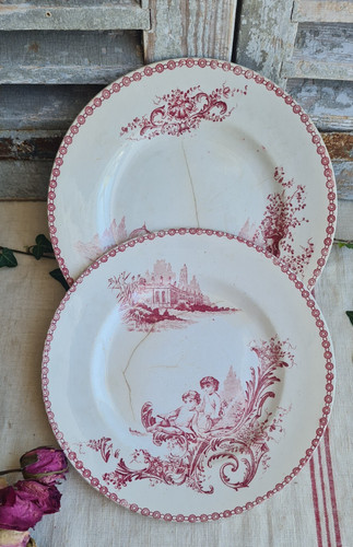 Anciennes assiettes terre de - terre,