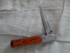 Couteau de marque "MAGNUM by BOKER"