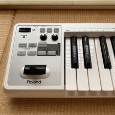 Roland A-49 MIDI Keyboard