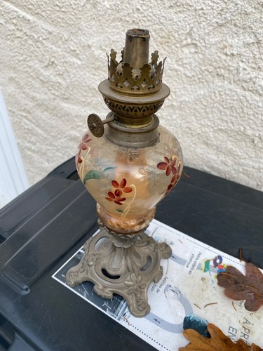 Lampe pétrole ancienne - lampe,