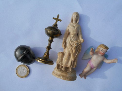 Lot objets religieux ampoule - lot,