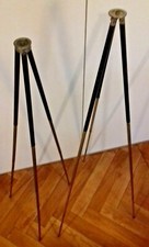 lot de deux anciens trépieds